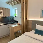 Living & Serviced By Blauer Wolf * Gunzenhausen