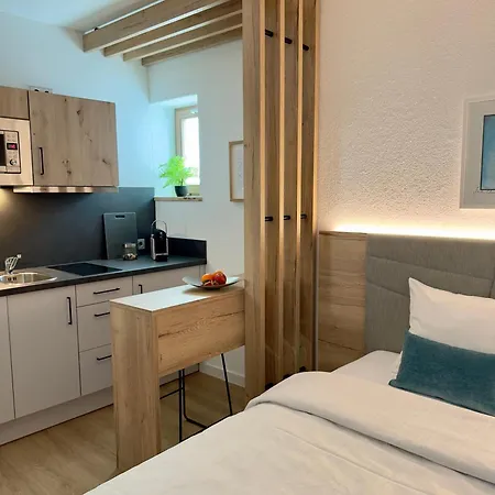 Living & Serviced By Blauer Wolf * Gunzenhausen