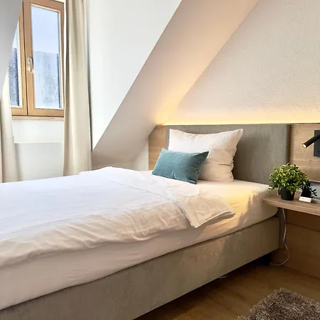 Living & Serviced By Blauer Wolf Gunzenhausen