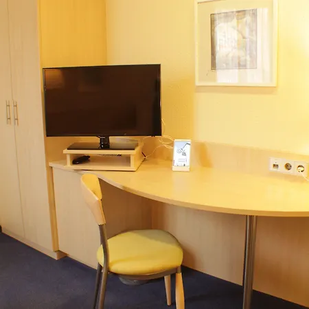 Living & Serviced By Blauer Wolf Apartamento *