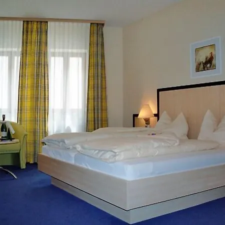 Living & Serviced By Blauer Wolf Apartamento *