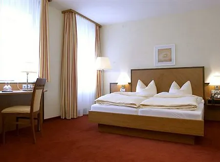 Apartment Living & Serviced By Blauer Wolf *