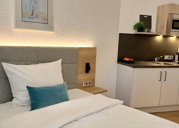 Living & Serviced By Blauer Wolf * Gunzenhausen