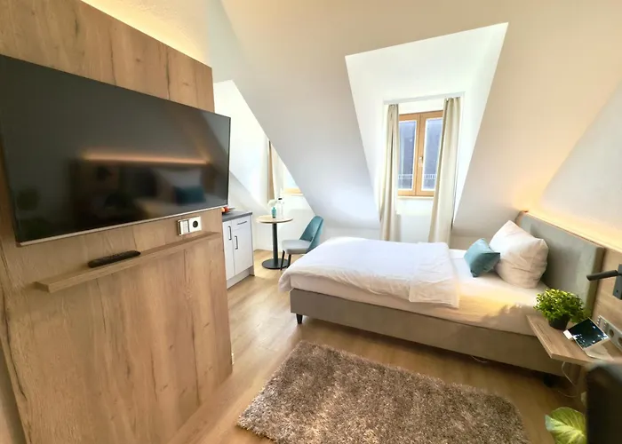 Living & Serviced By Blauer Wolf * Gunzenhausen