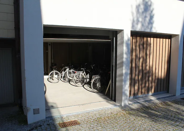 Living & Serviced By Blauer Wolf Apartmán
